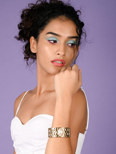 Women's Gold-Tone Textured Stunning White Pearl Embellished Bracele