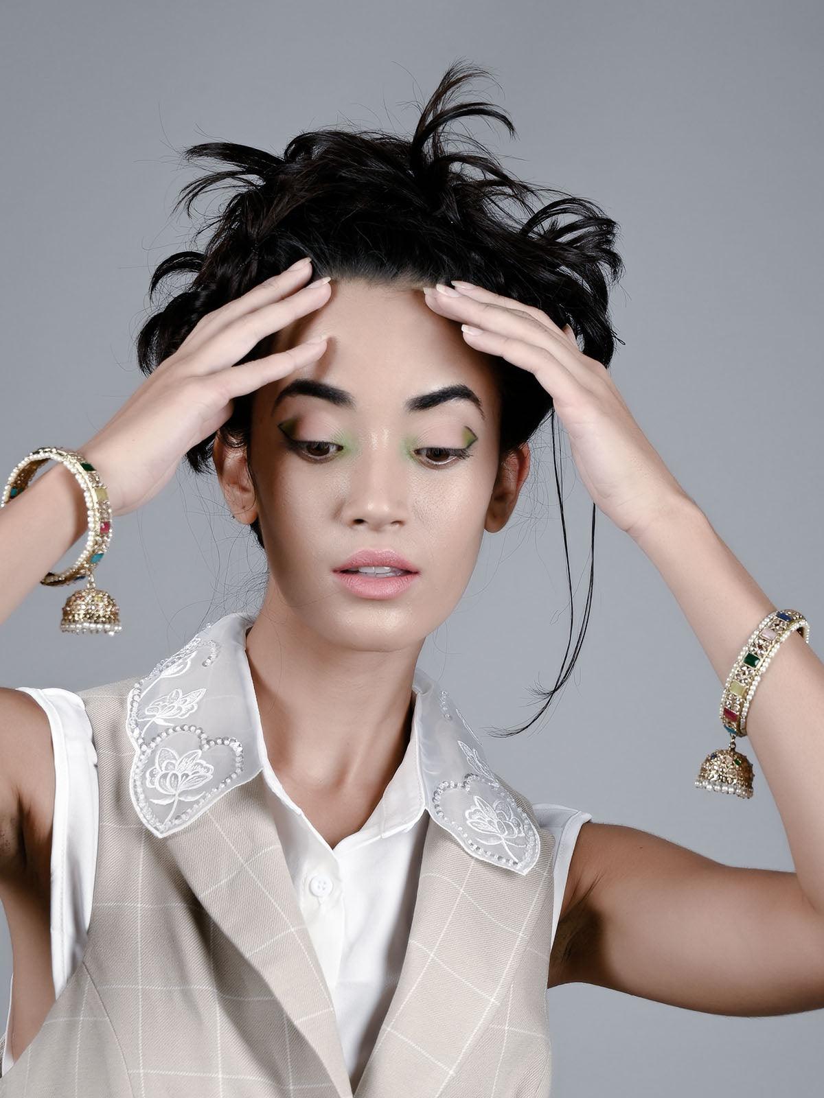 Women's Gorgeous Embellished Pair Kada For Wome