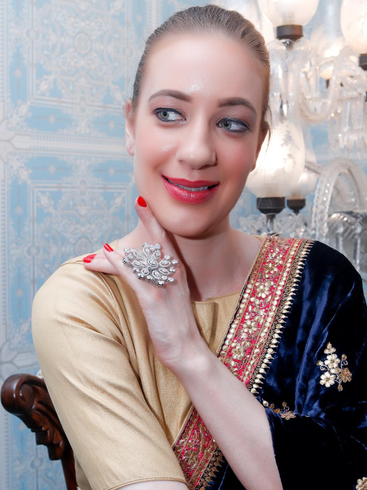 Women's Granduer In Rin