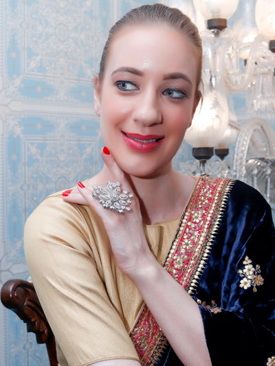 Women's Granduer In Rin