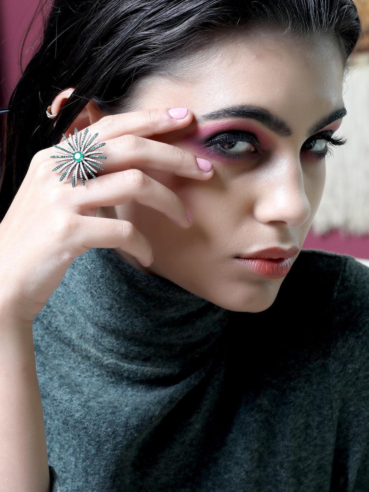 Women's Sparkling Crystal Star Statement Rin