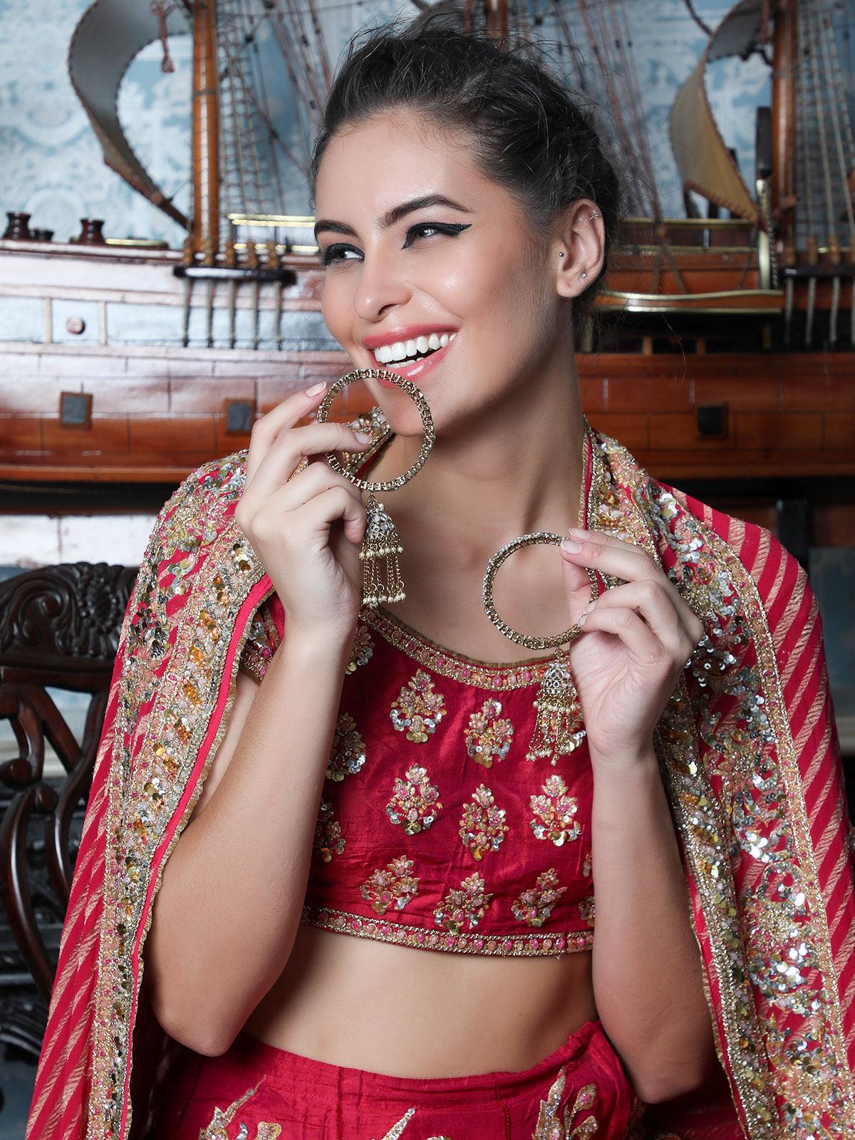 Women's Stunning Ethnic Bangle