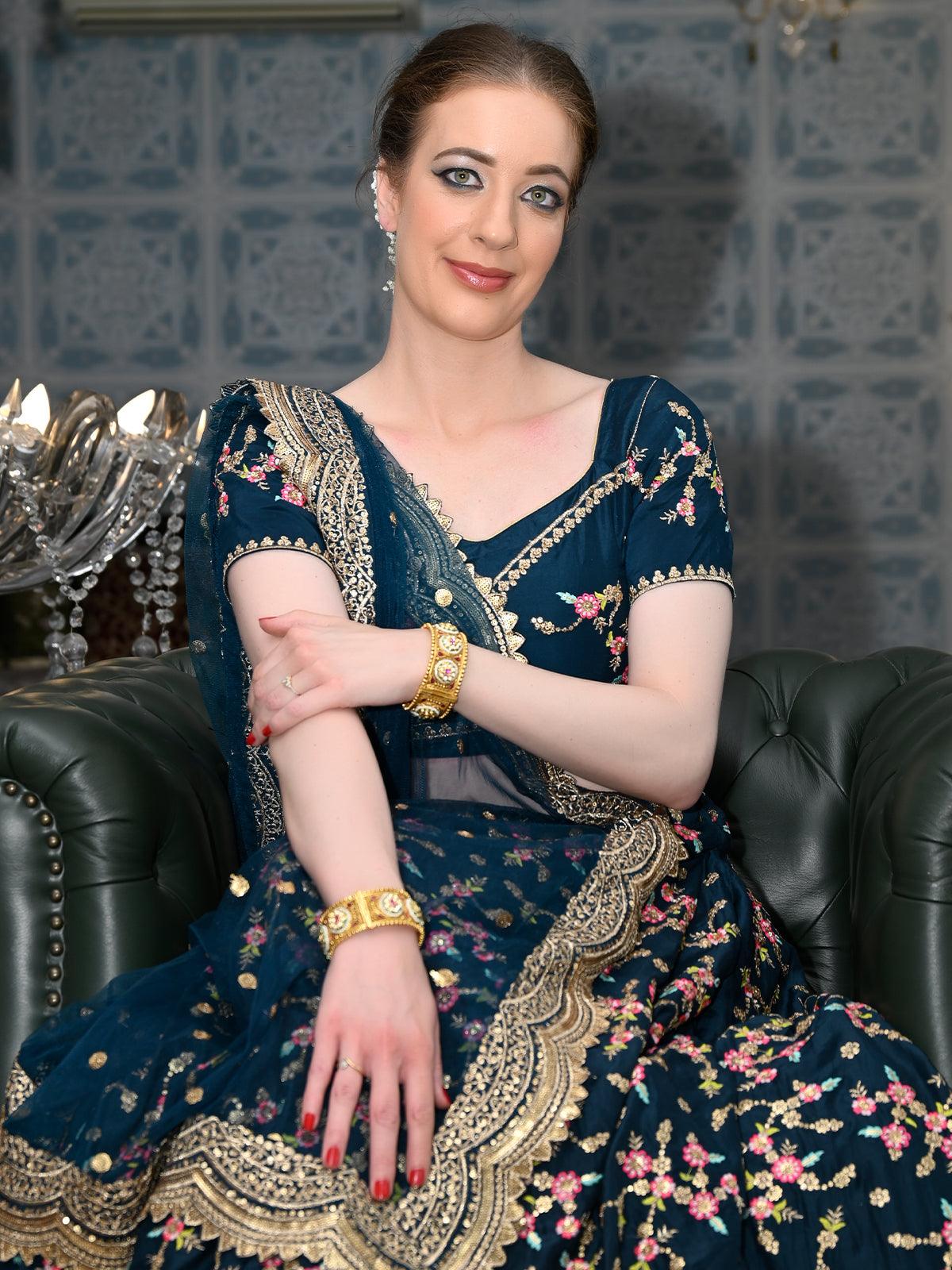 Women's Stunning Ethnic Bangle