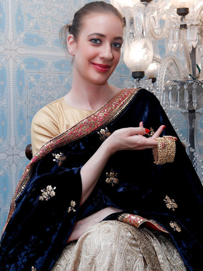 Women's Stunning Ethnic Bangle