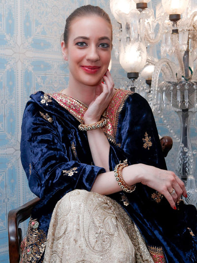 Women's Stunning Ethnic Bangle