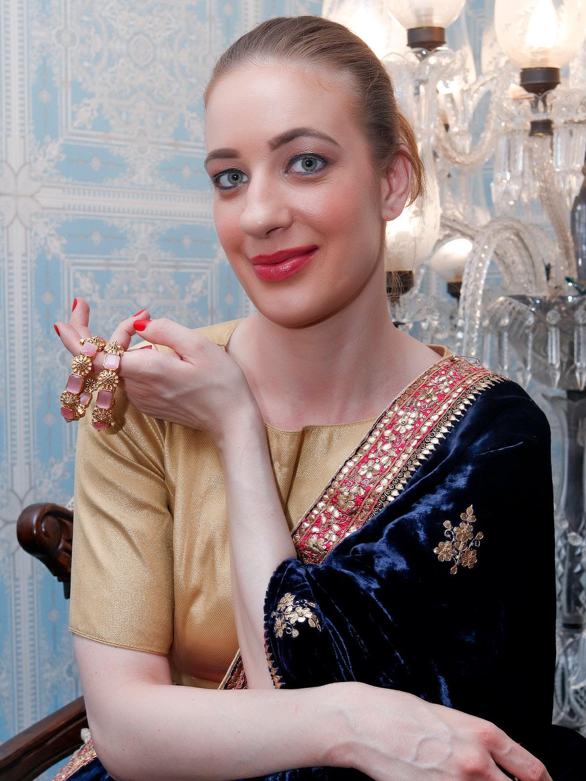 Women's Stunning Ethnic Bangle