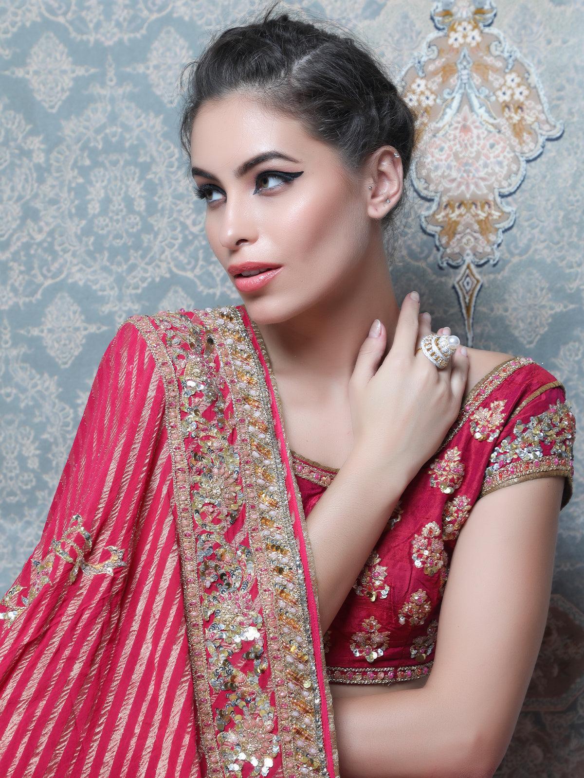 Women's Stunning Gold And Diamond Rin