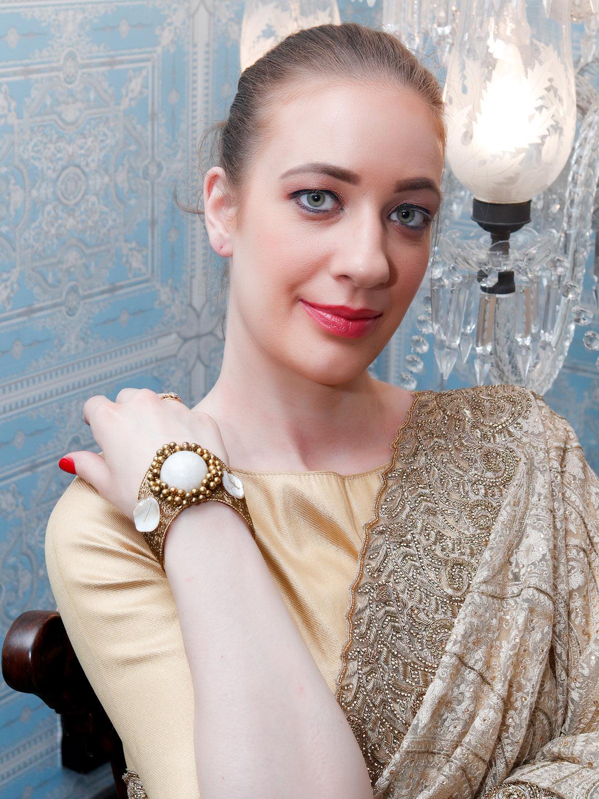 Women's Stylish Gold Bracele