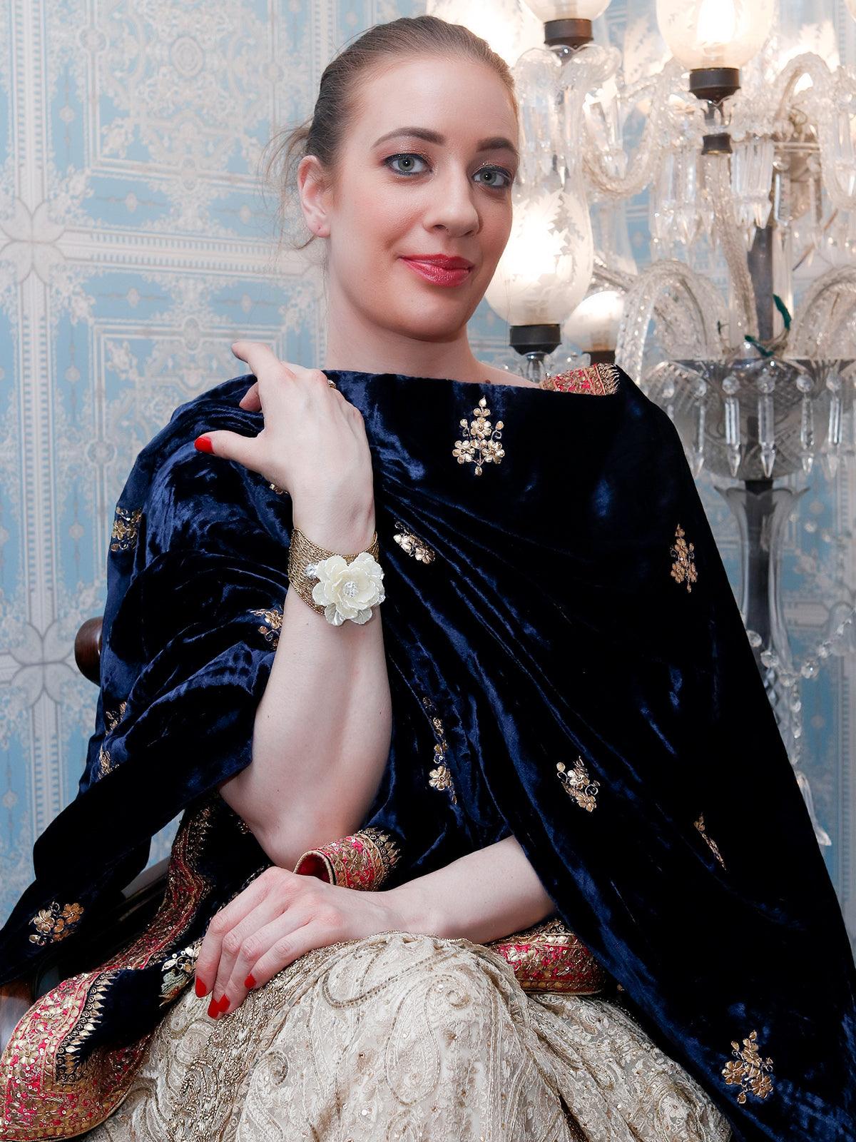 Women's Stylish Gold Bracele