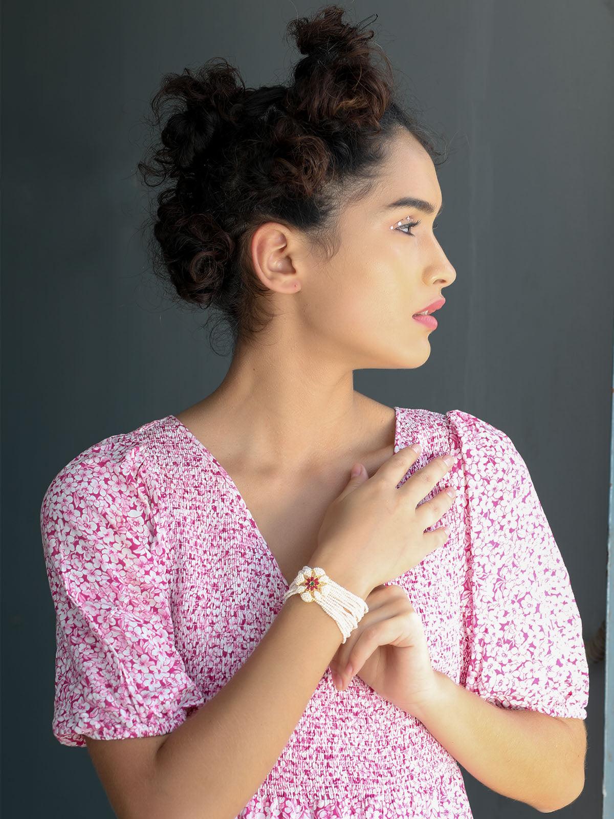 Women's Traditional White Beaded Bracele