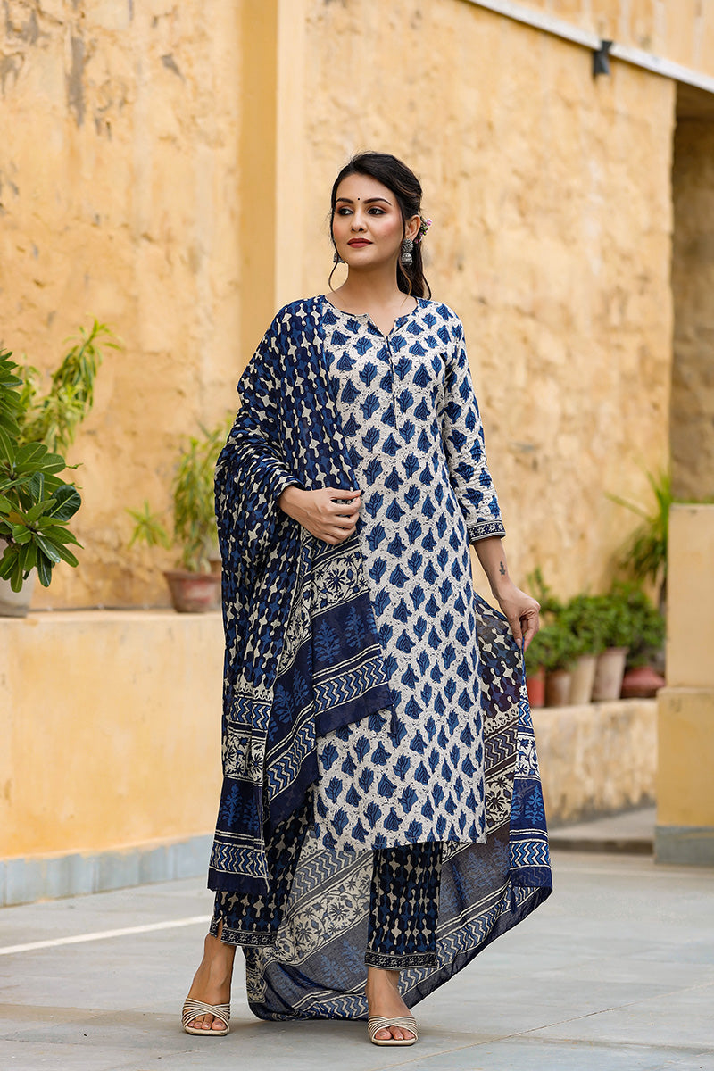 Women's Cotton Blend Printed Kurta Pant Dupatta Set