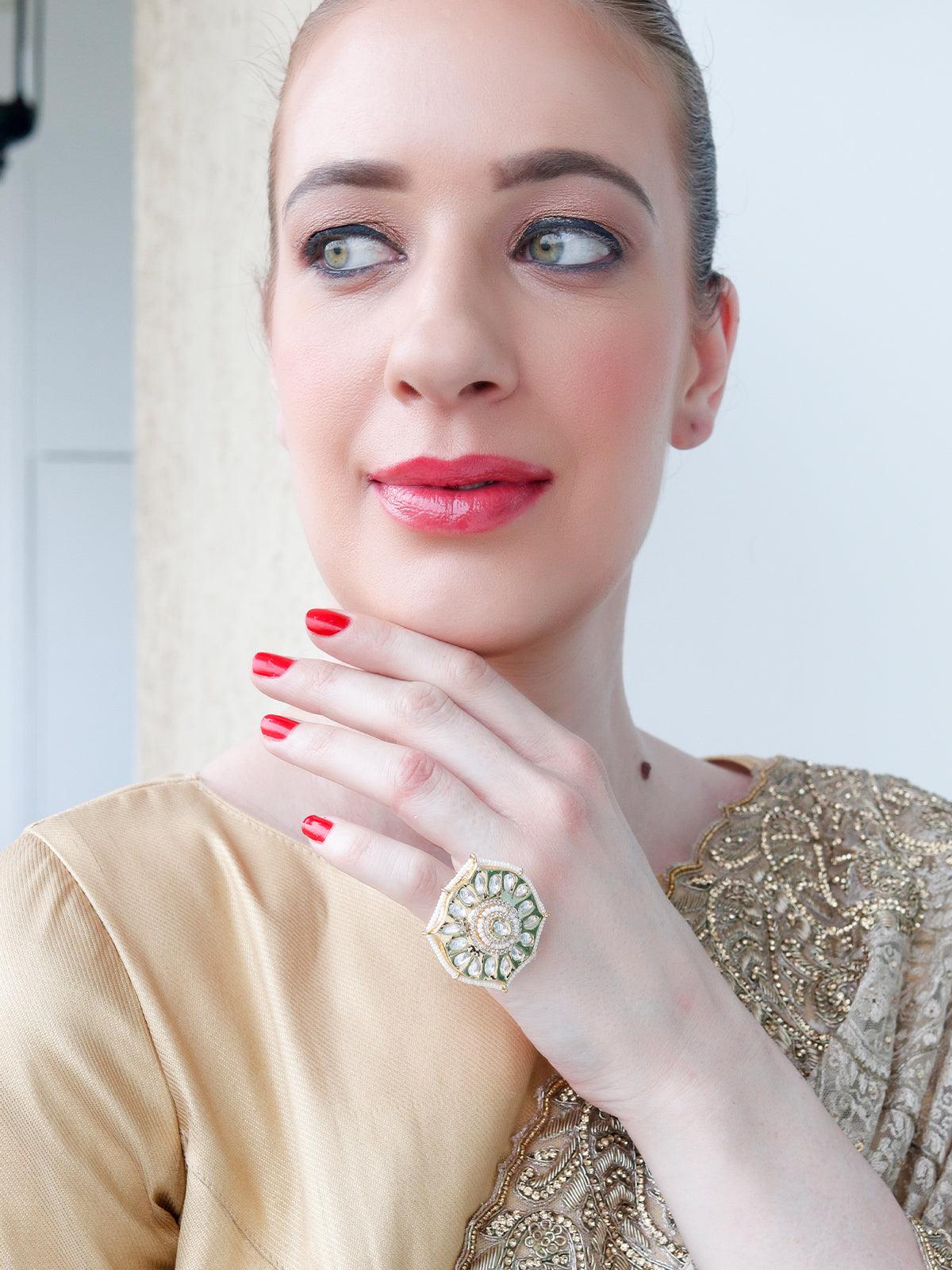 Women's White & Gold Pearl And Kundan Rin